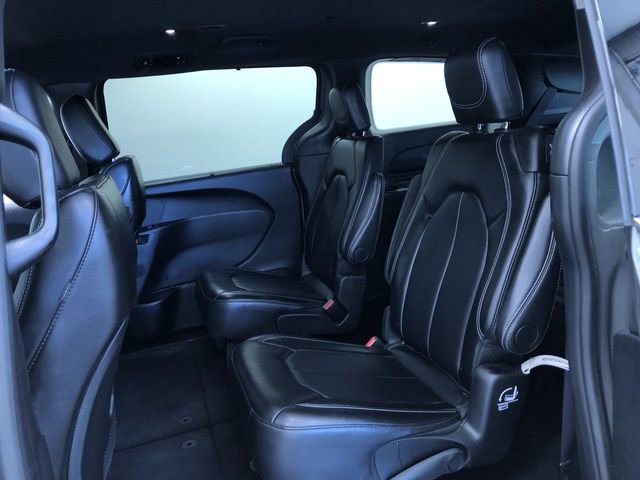 Used 2025 Chrysler Pacifica Select FWD image 20