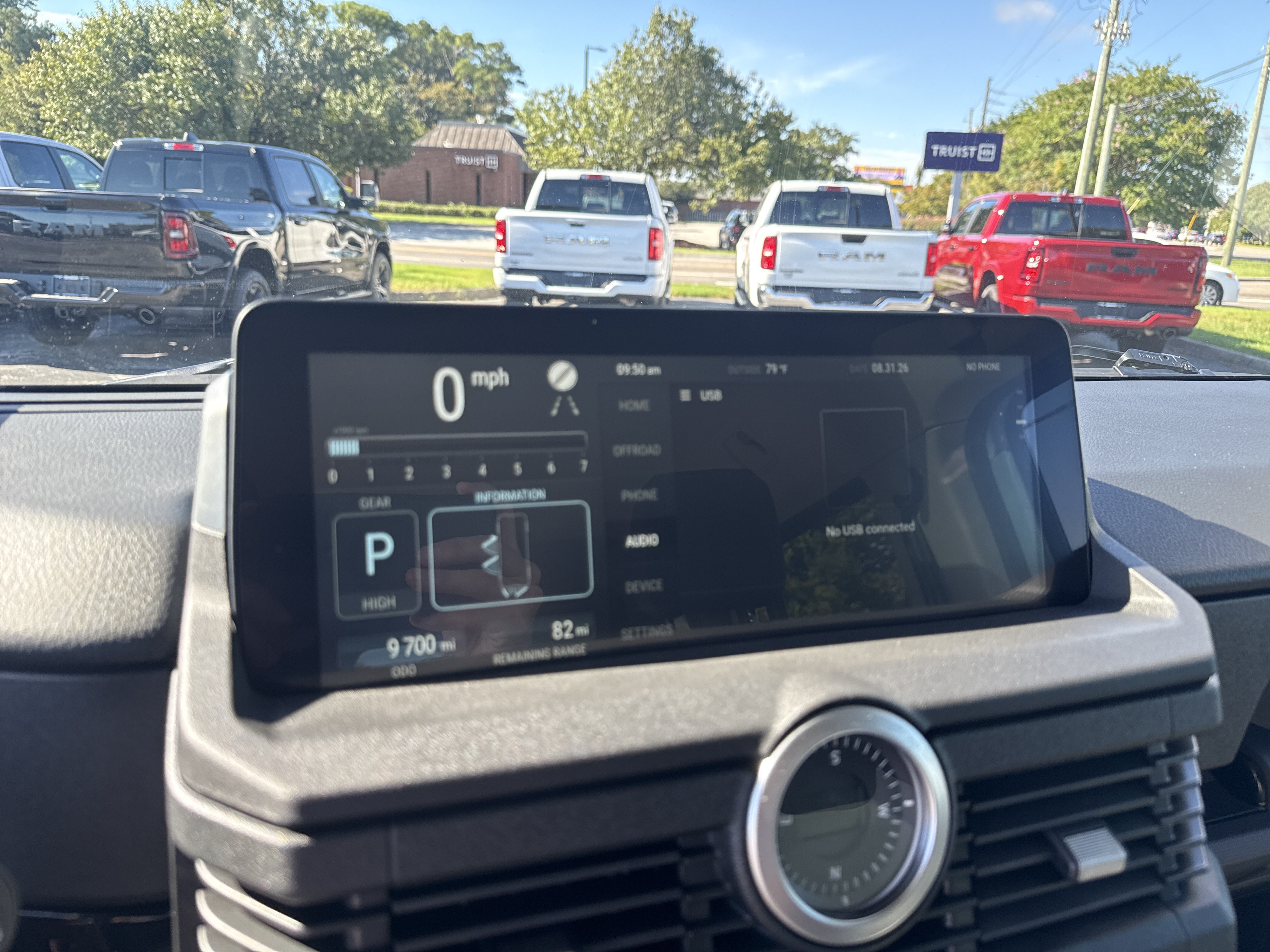 Used 2025 INEOS Grenadier Station Wagon AWD/4WD image 23