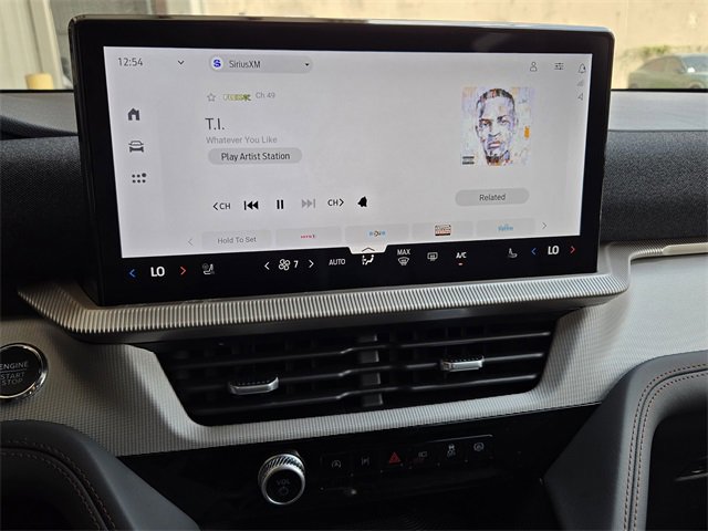 New 2025 Ford Explorer Active w/ Active Comfort Package image 13