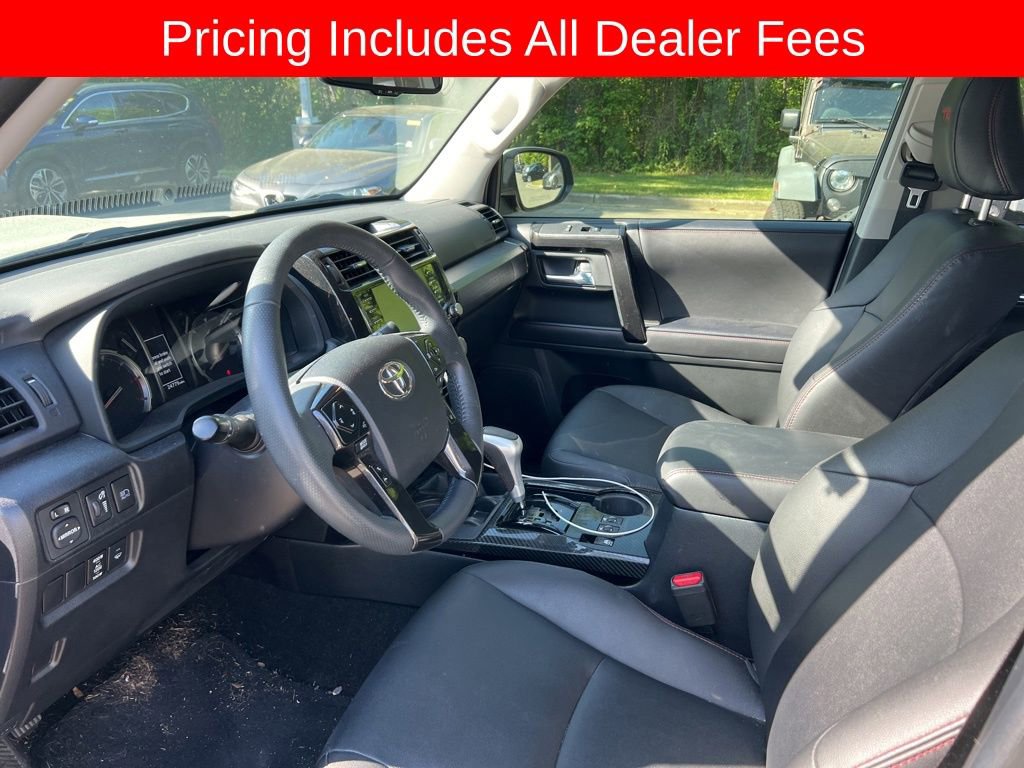 Used 2022 Toyota 4Runner TRD Off-Road Premium w/ Moonroof Package AWD/4WD image 6