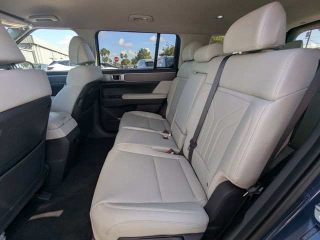 New 2027 Hyundai Santa Fe SEL FWD image 17