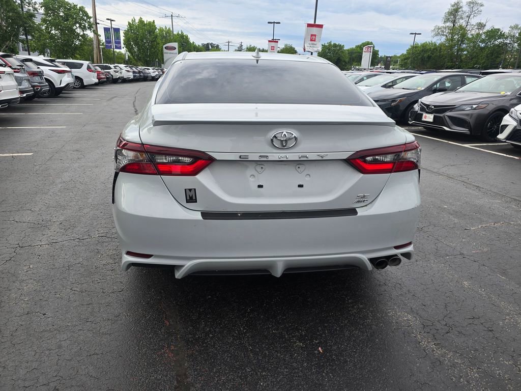 Used 2023 Toyota Camry SE w/ Cold Weather Package AWD/4WD image 6