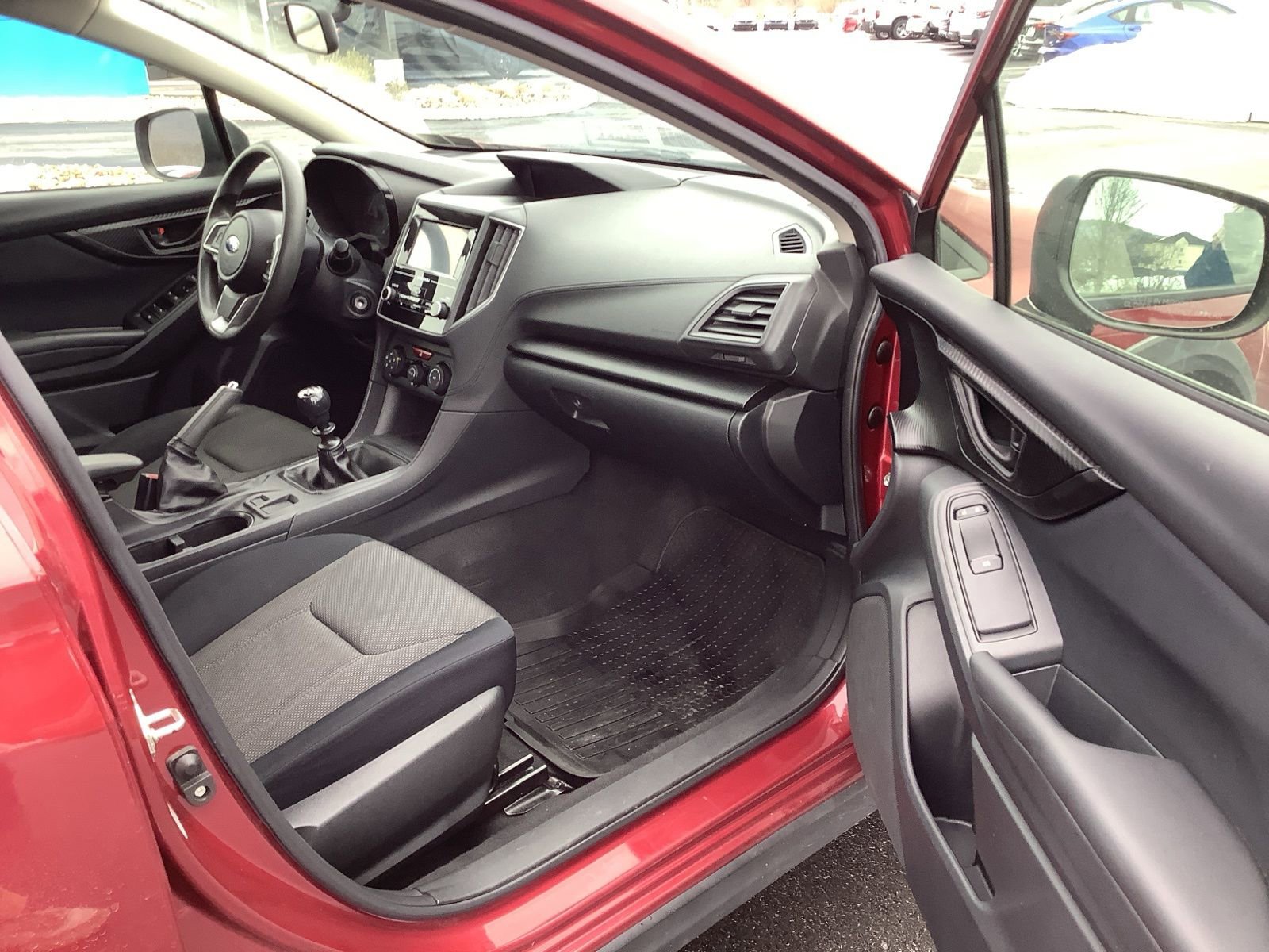 Used 2018 Subaru Crosstrek 2.0i image 11