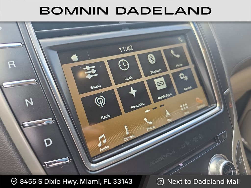 Used 2018 Lincoln MKX Select w/ Select Plus Package image 27