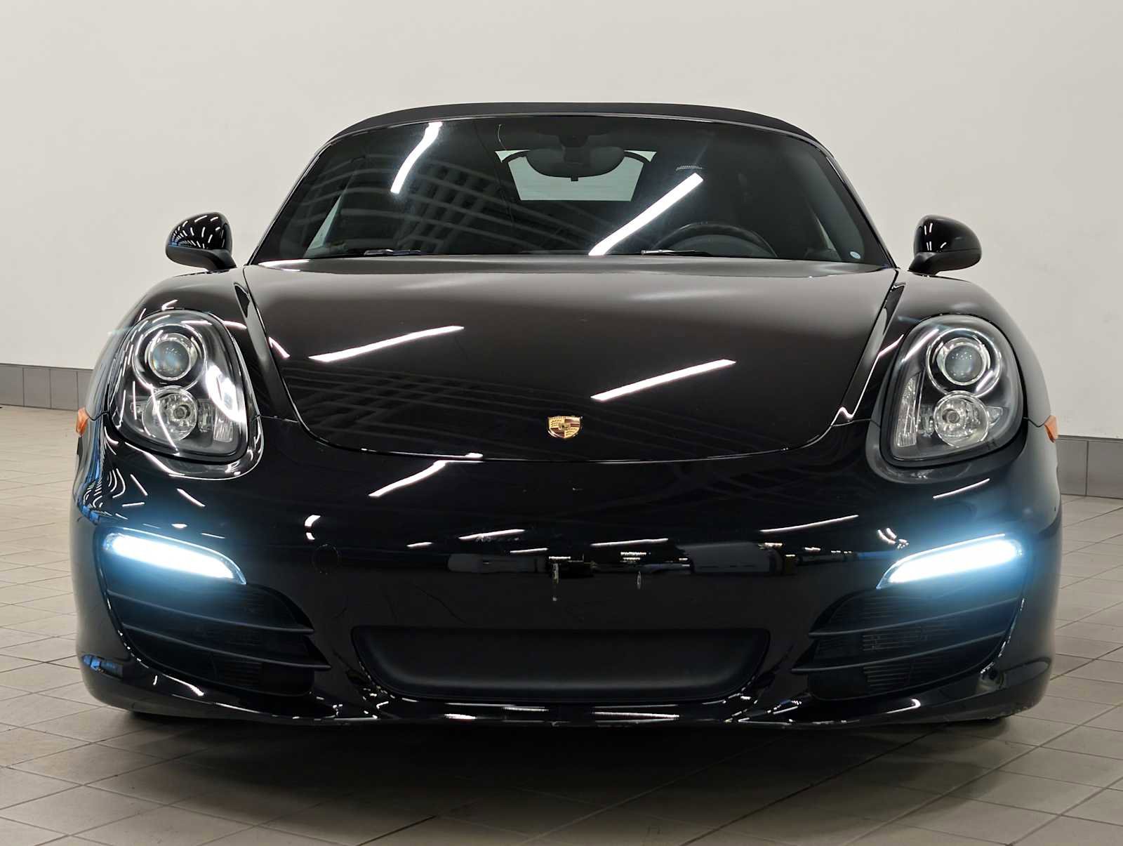 Used 2016 Porsche Boxster image 10