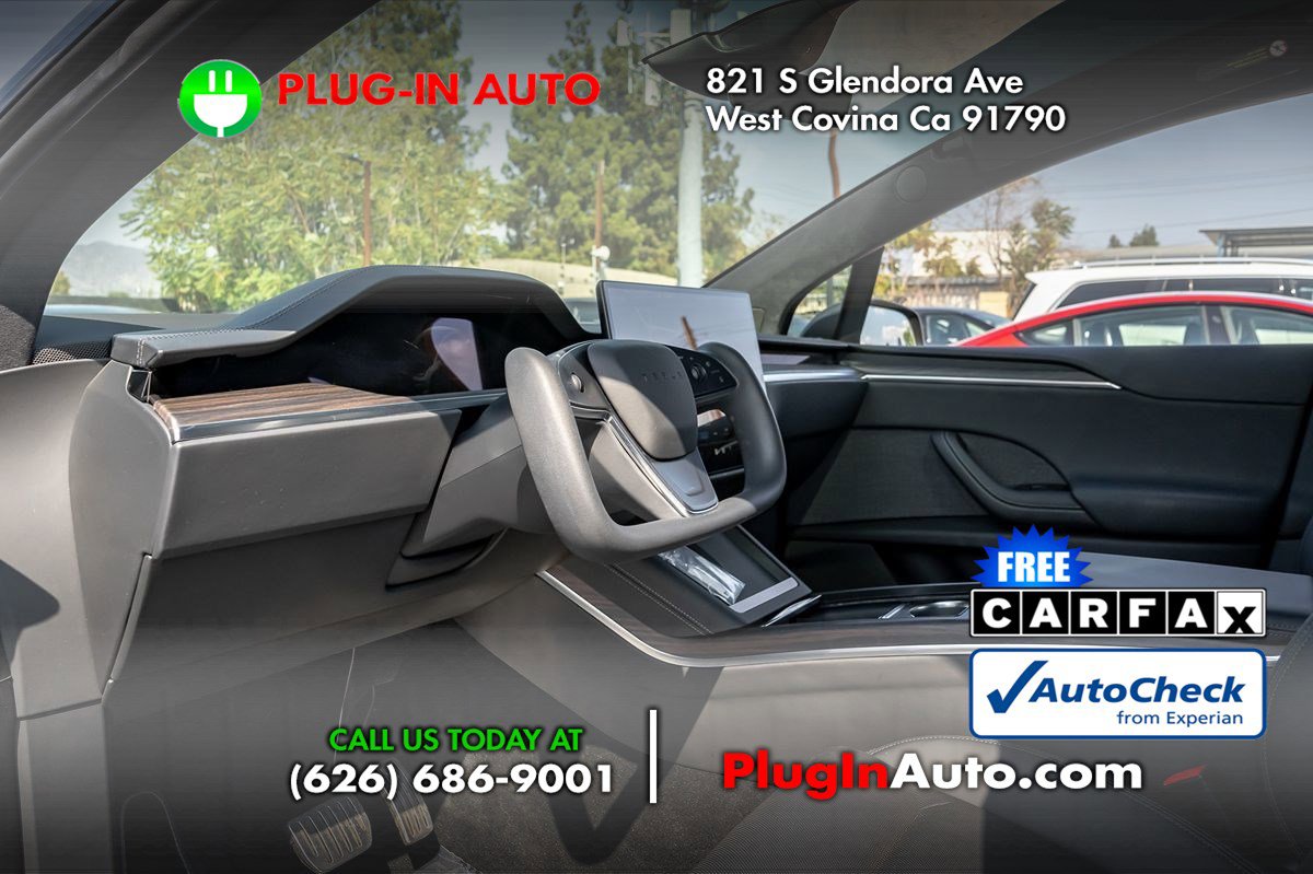 Used 2023 Tesla Model X image 5
