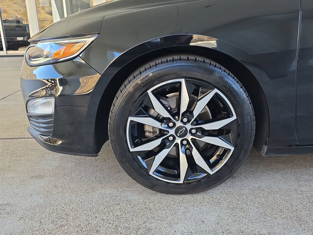 Used 2025 Chevrolet Malibu RS FWD image 34