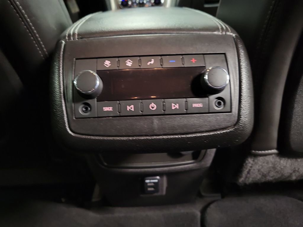 Used 2015 GMC Acadia Denali image 28