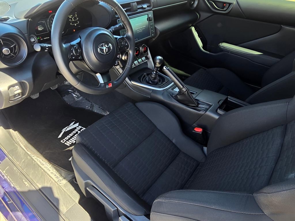 Used 2024 Toyota GR86 image 14