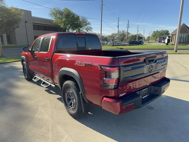 Used 2025 Nissan Frontier PRO-4X AWD/4WD image 5