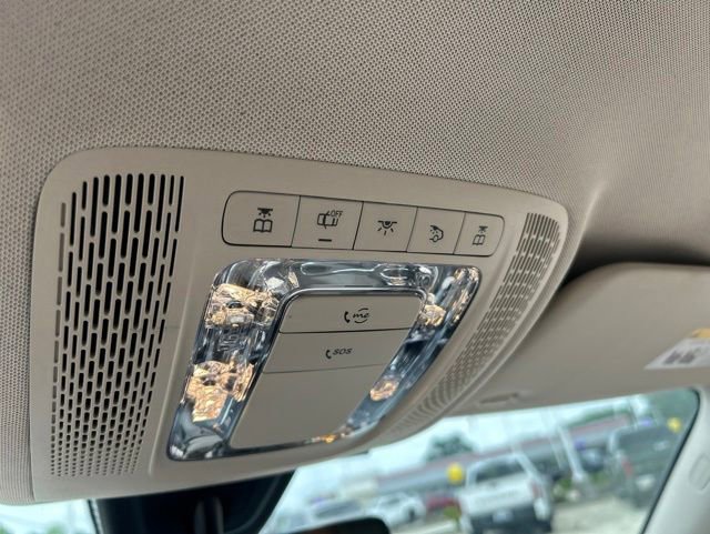 Used 2021 Mercedes-Benz GLB 250 image 31