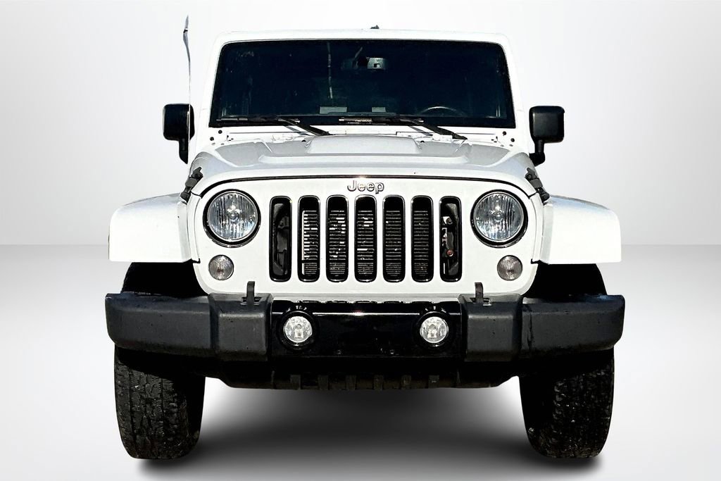 Used 2018 Jeep Wrangler Unlimited Sahara image 2