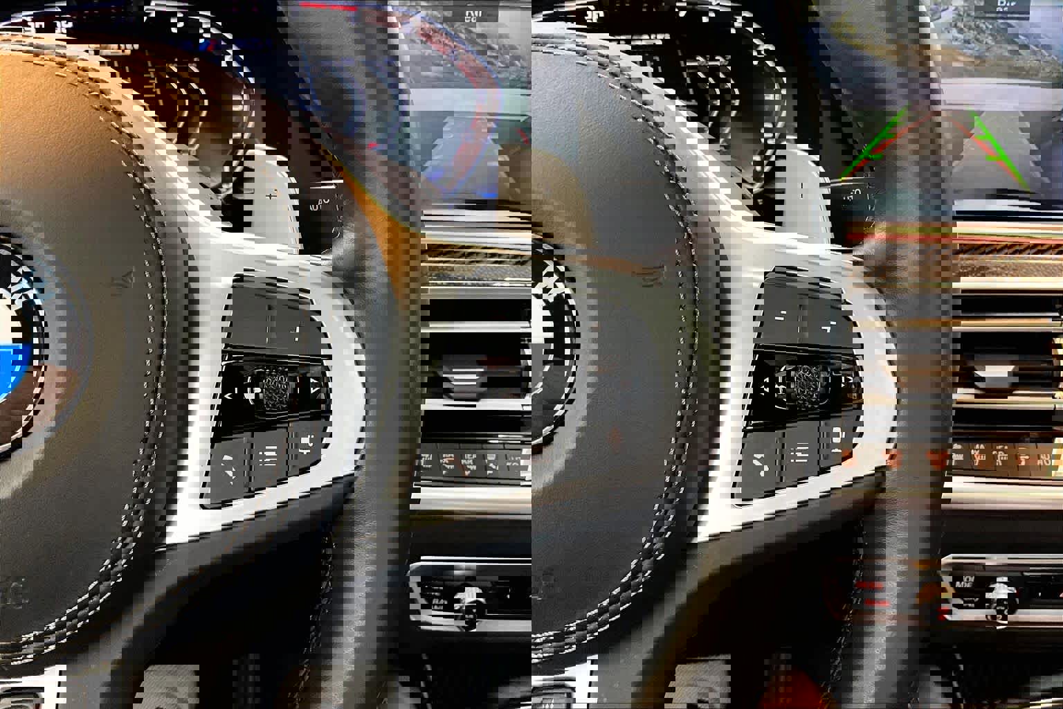 Used 2022 BMW X6 M50i w/ Executive Package image 25