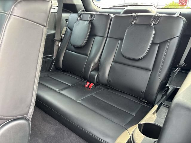 Used 2022 Ford Explorer XLT w/ Equipment Group 202A AWD/4WD image 20
