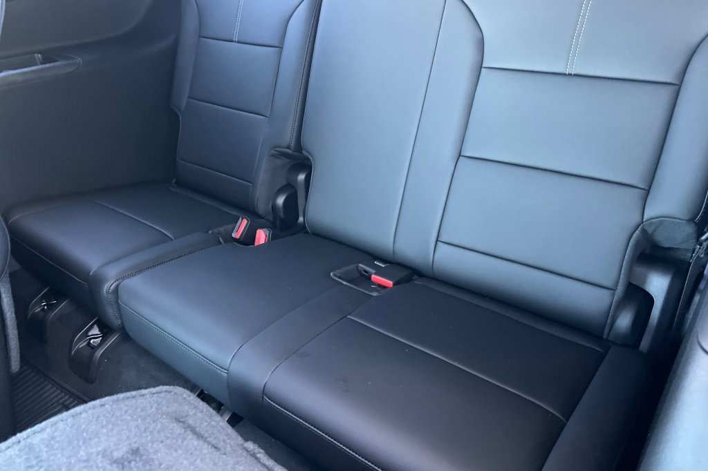 New 2026 GMC Acadia Elevation w/ Elevation Premium Package image 12