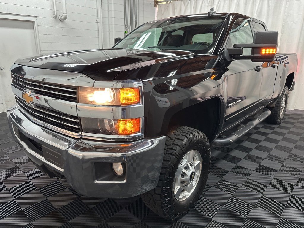 Used 2015 Chevrolet Silverado 2500 LT w/ LT Convenience Package image 4