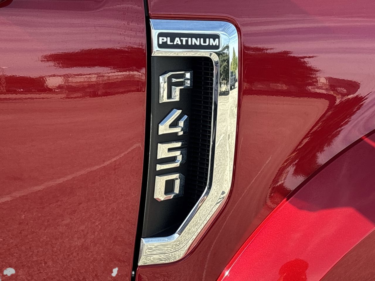 Used 2022 Ford F450 Platinum w/ FX4 Off-Road Package AWD/4WD image 33