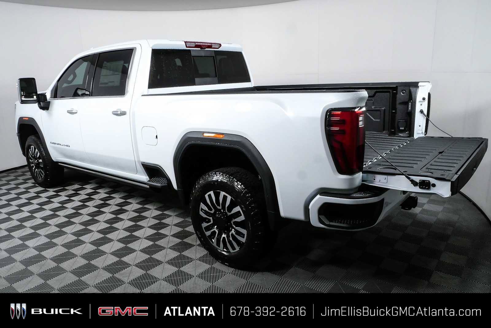 New 2026 GMC Sierra 2500 Denali Ultimate AWD/4WD image 33