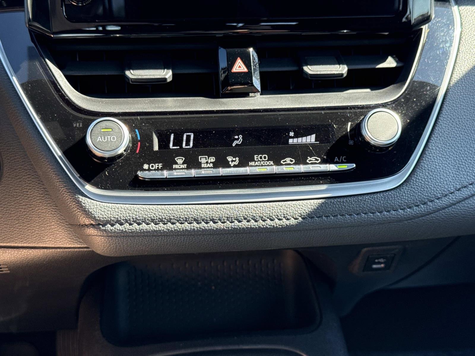 Used 2024 Toyota Corolla SE image 10