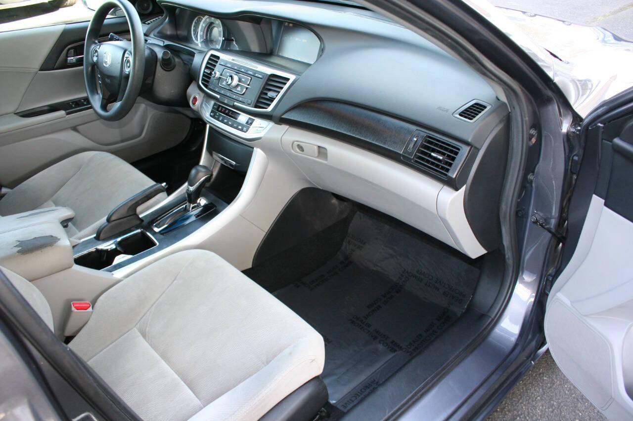 Used 2013 Honda Accord EX image 21