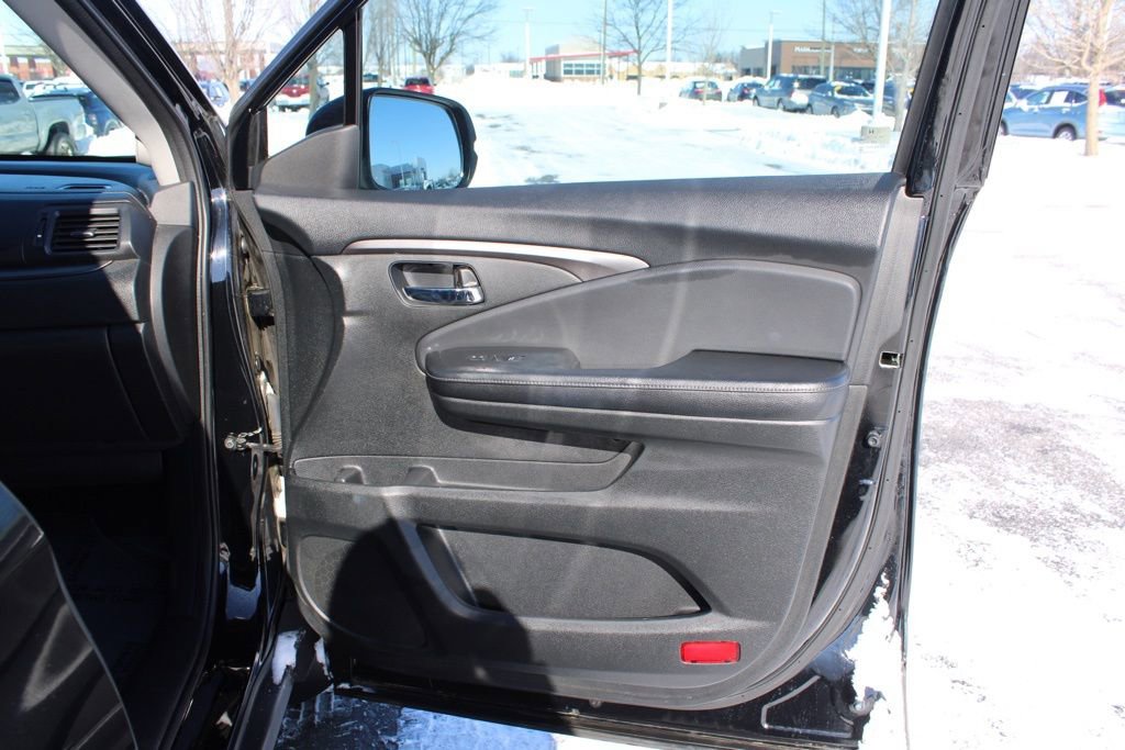 Used 2017 Honda Ridgeline RTL image 20