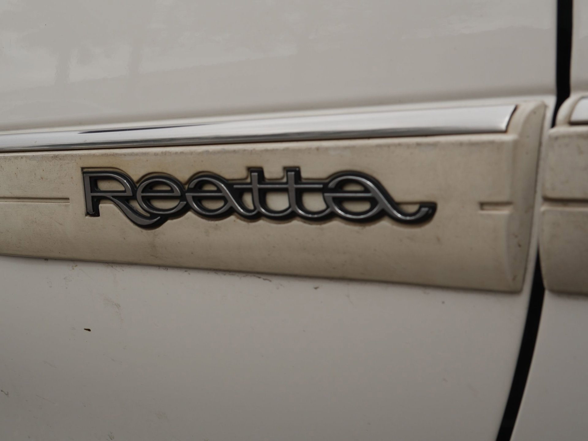 Used 1990 Buick Reatta Convertible image 60