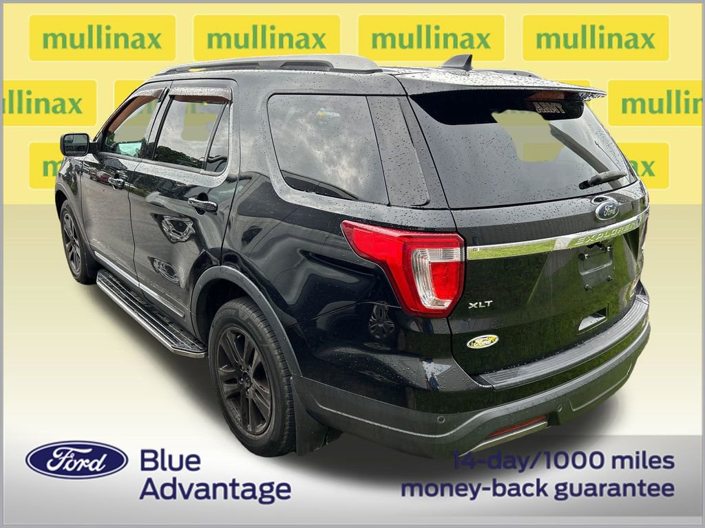 Used 2019 Ford Explorer XLT AWD/4WD image 3