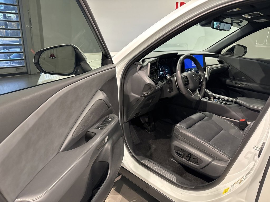 Used 2025 Lexus TX 350 AWD image 11