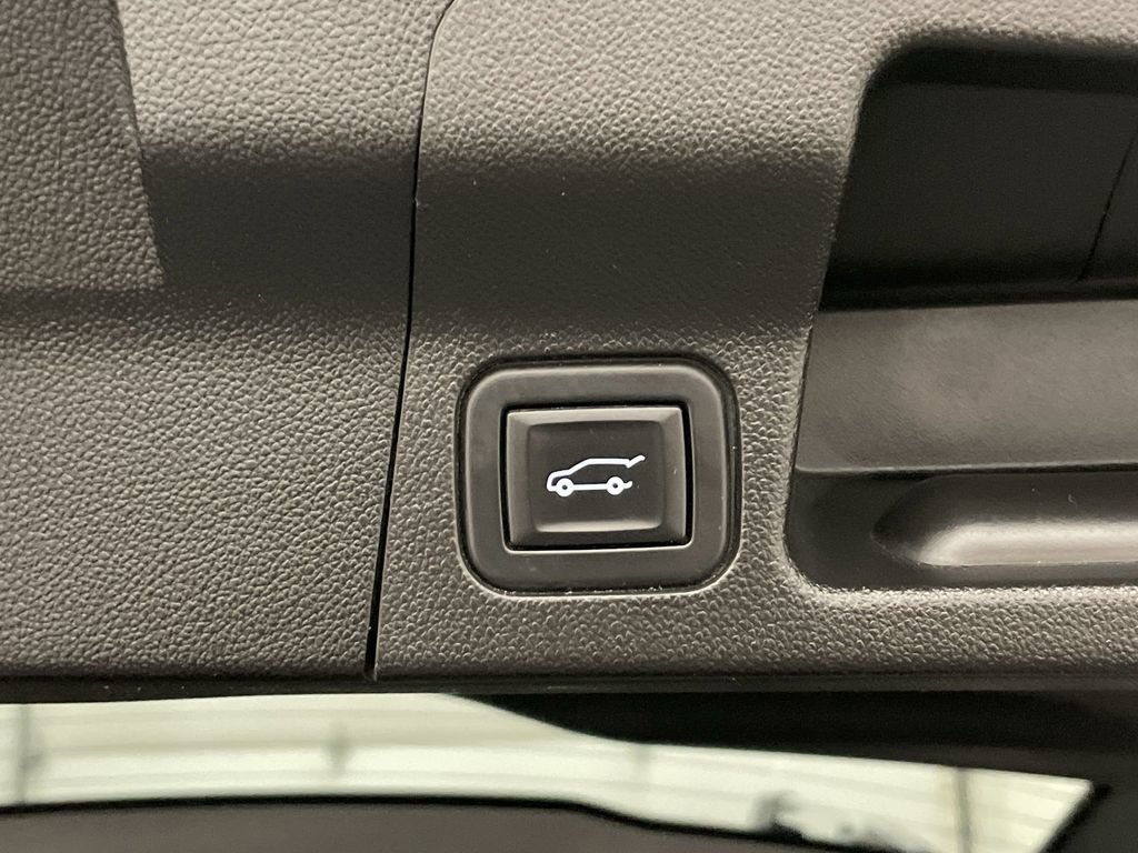 Used 2021 GMC Acadia Denali w/ GMC Pro Grade Package AWD/4WD image 32