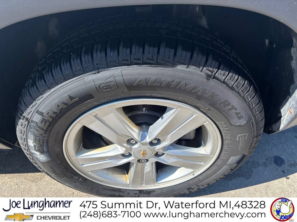 Used 2019 Chevrolet Trax LT w/ LT Convenience Package AWD/4WD image 11