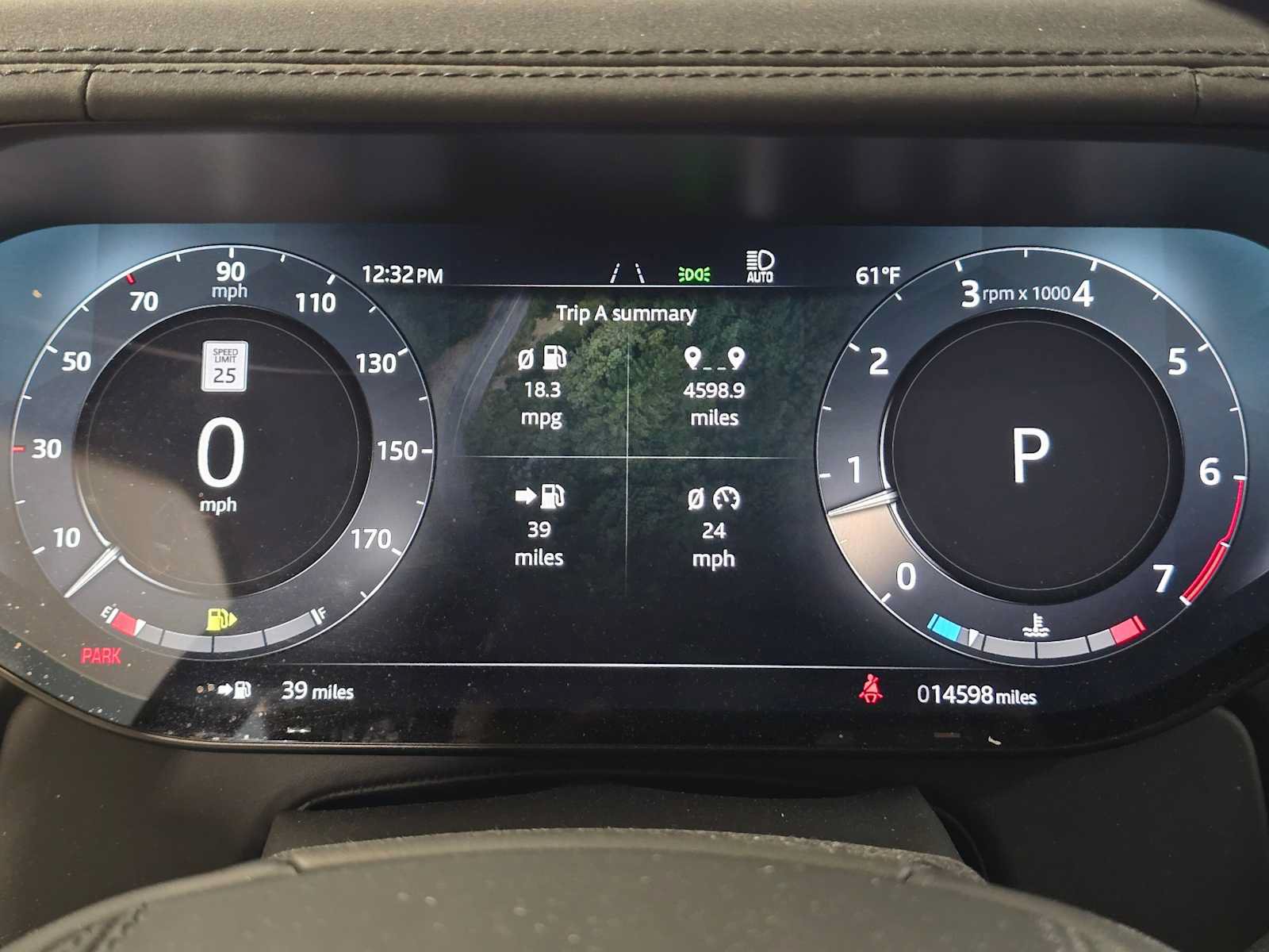 Used 2025 Land Rover Range Rover SE AWD/4WD image 28