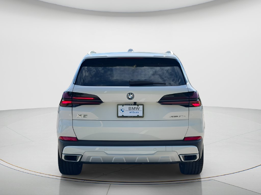 Used 2024 BMW X5 xDrive50e w/ Premium Package AWD/4WD image 6