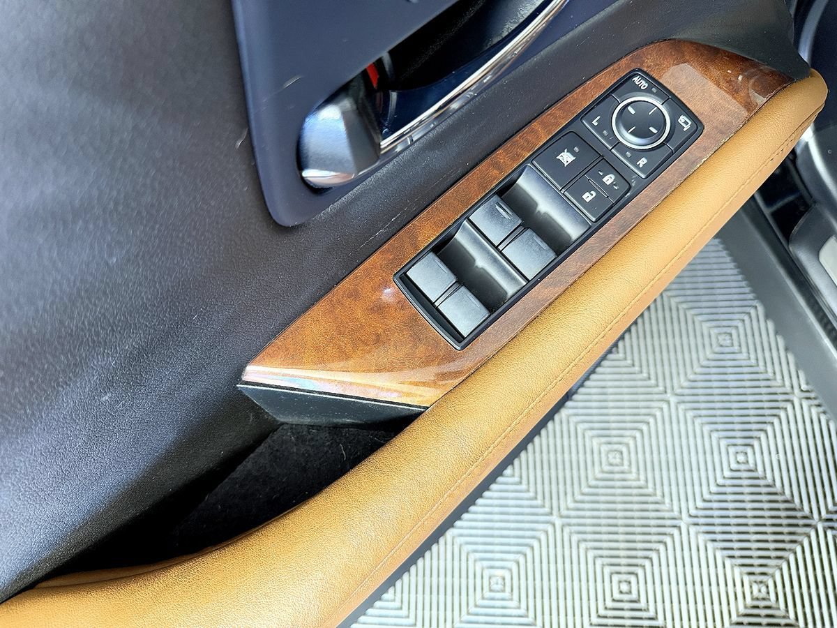 Used 2015 Lexus RX 450h AWD image 27