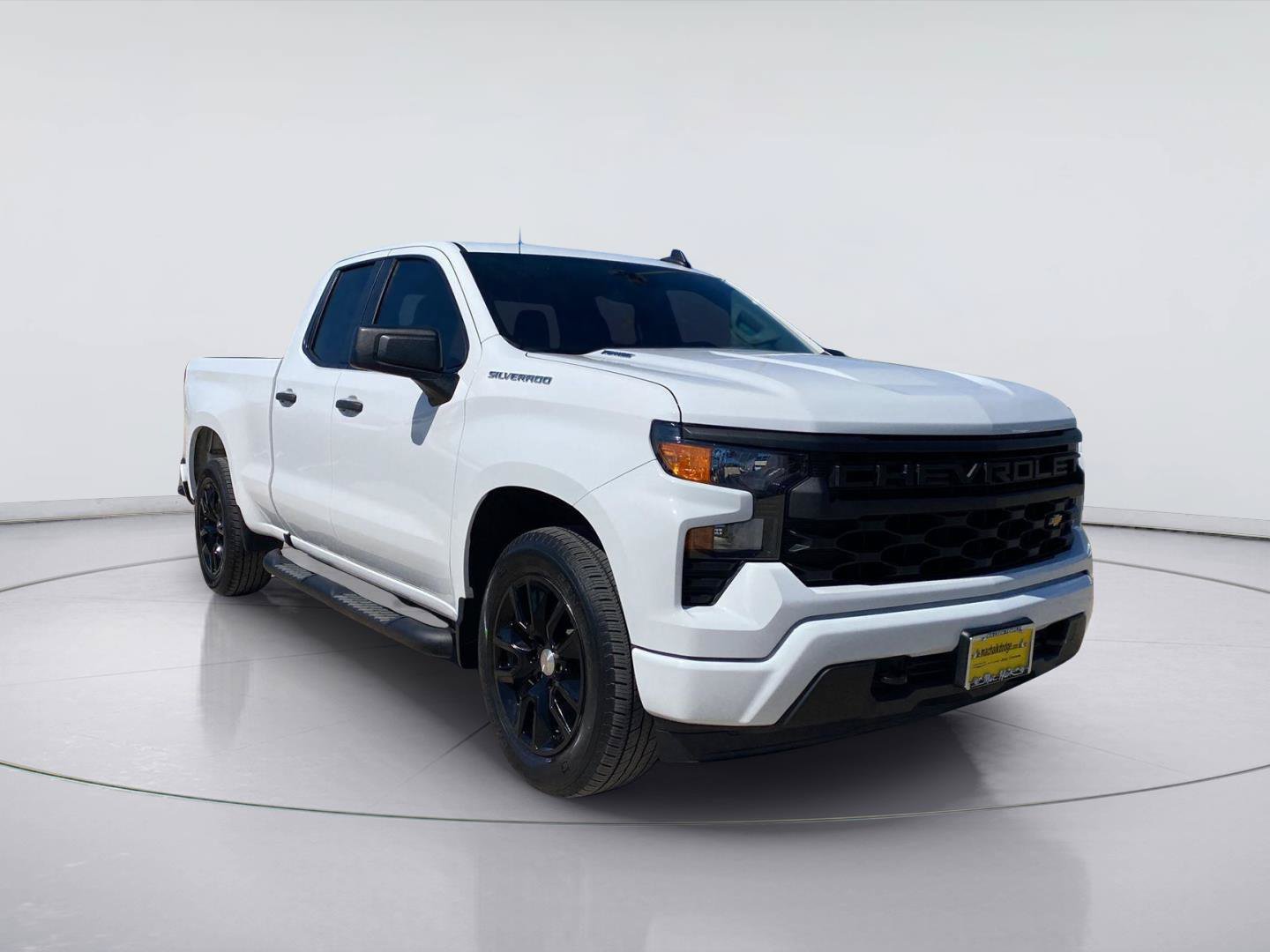 Used 2024 Chevrolet Silverado 1500 Custom RWD image 7