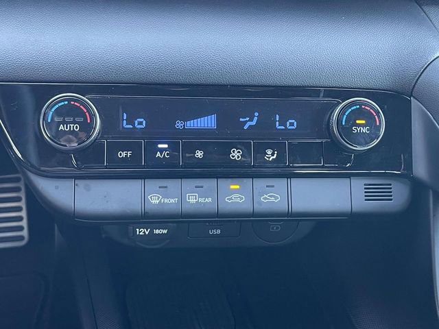 Certified 2025 Hyundai Elantra Sport image 27