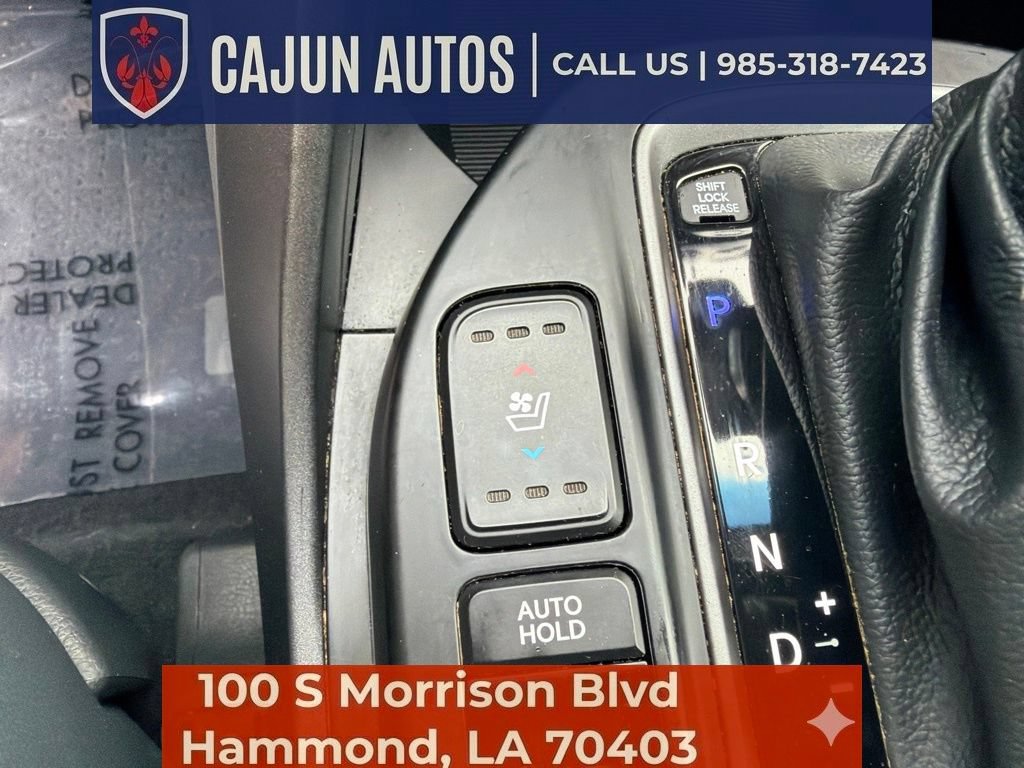 Used 2017 Hyundai Santa Fe Limited FWD image 37
