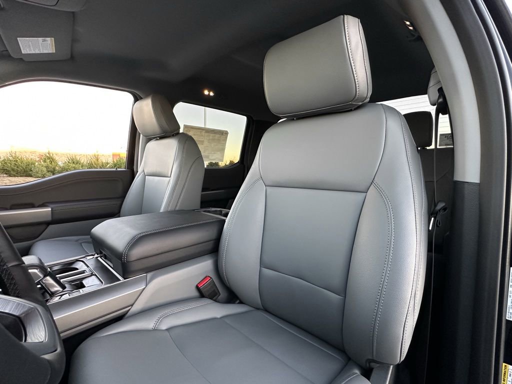 New 2025 Ford F150 Lightning Flash image 70