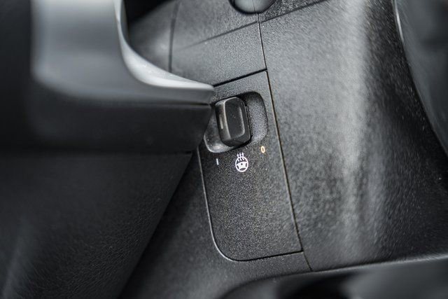 Certified 2024 Mercedes-Benz GLB 250 4MATIC w/ Winter Heating Package image 40