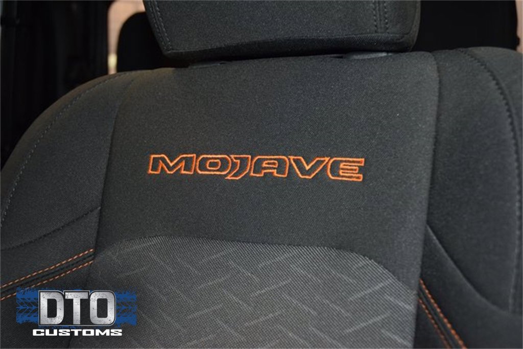 Used 2023 Jeep Gladiator Mojave w/ Trailer Tow Package image 38