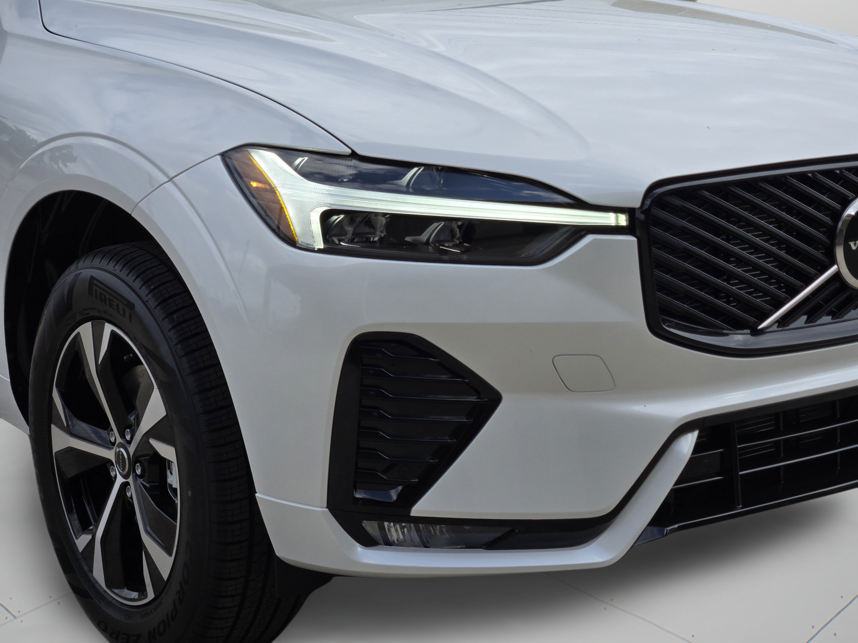 New 2026 Volvo XC60 B5 Core AWD/4WD image 28