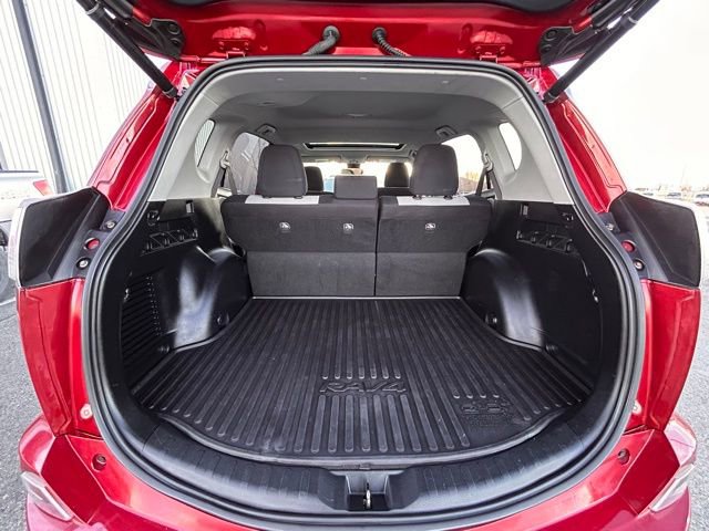 Used 2018 Toyota RAV4 XLE image 42