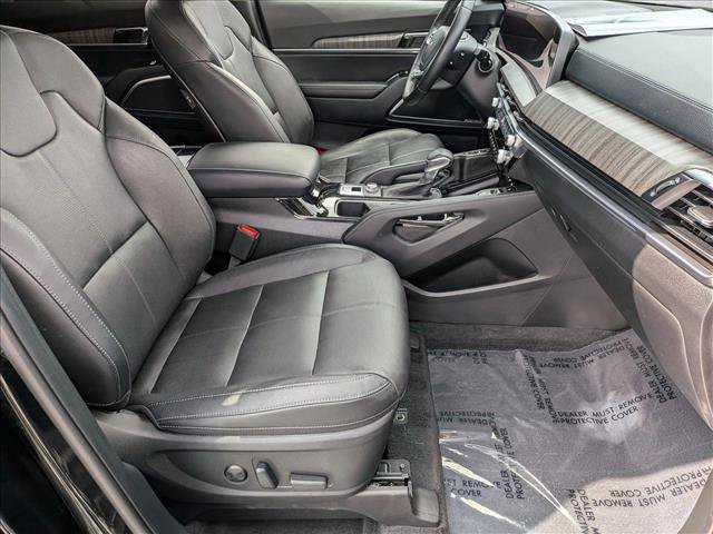 Used 2024 Kia Telluride SX w/ Towing Package FWD image 23