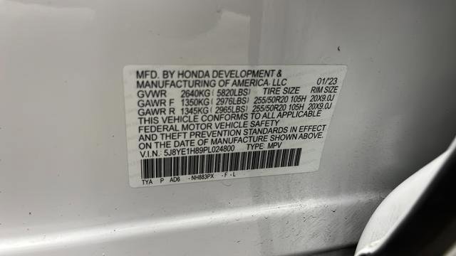 Used 2023 Acura MDX SH-AWD w/ Advance Package image 28