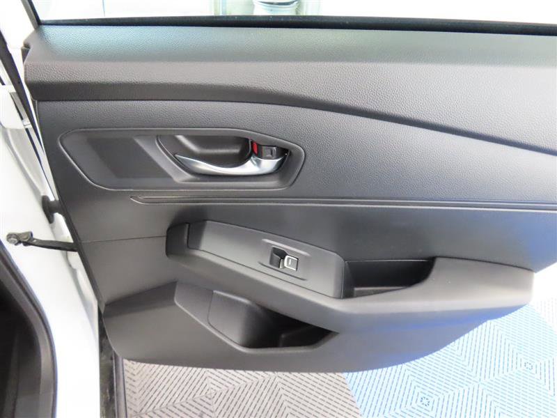 Used 2025 Honda Accord Sport image 32