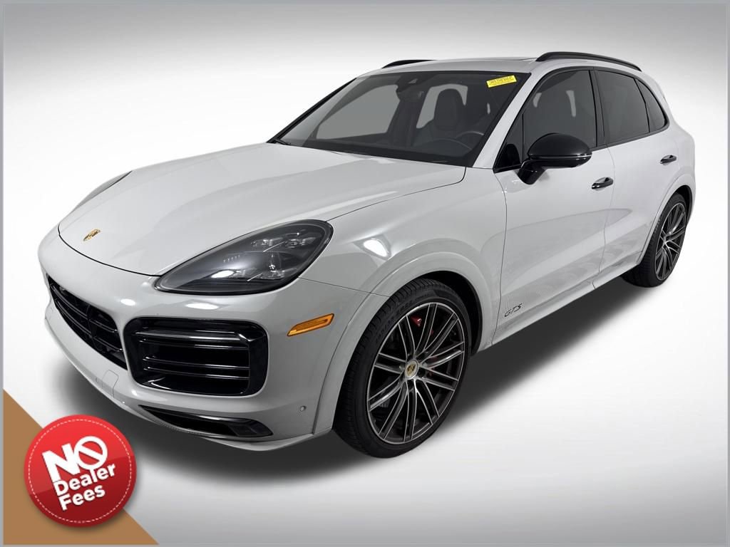 Used 2023 Porsche Cayenne GTS image 7