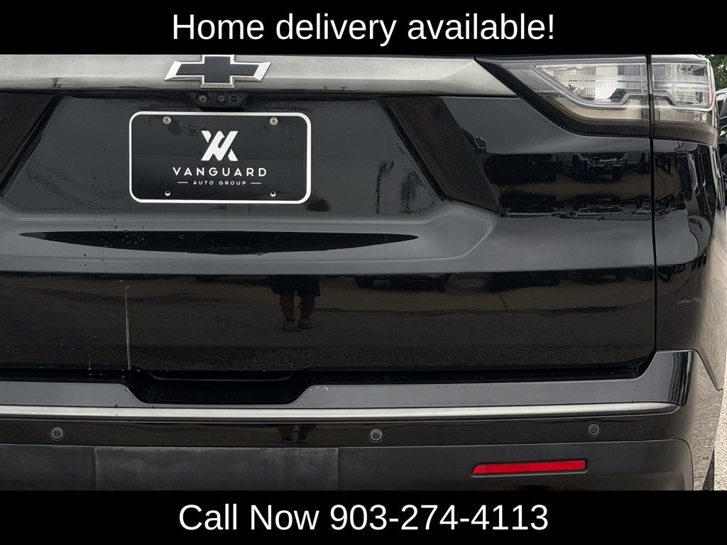 Used 2021 Chevrolet Traverse Premier w/ Redline Edition FWD image 9