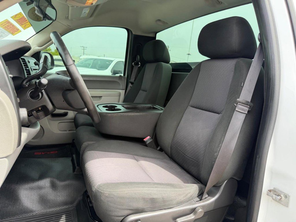 Used 2013 GMC Sierra 1500 W/T RWD image 18