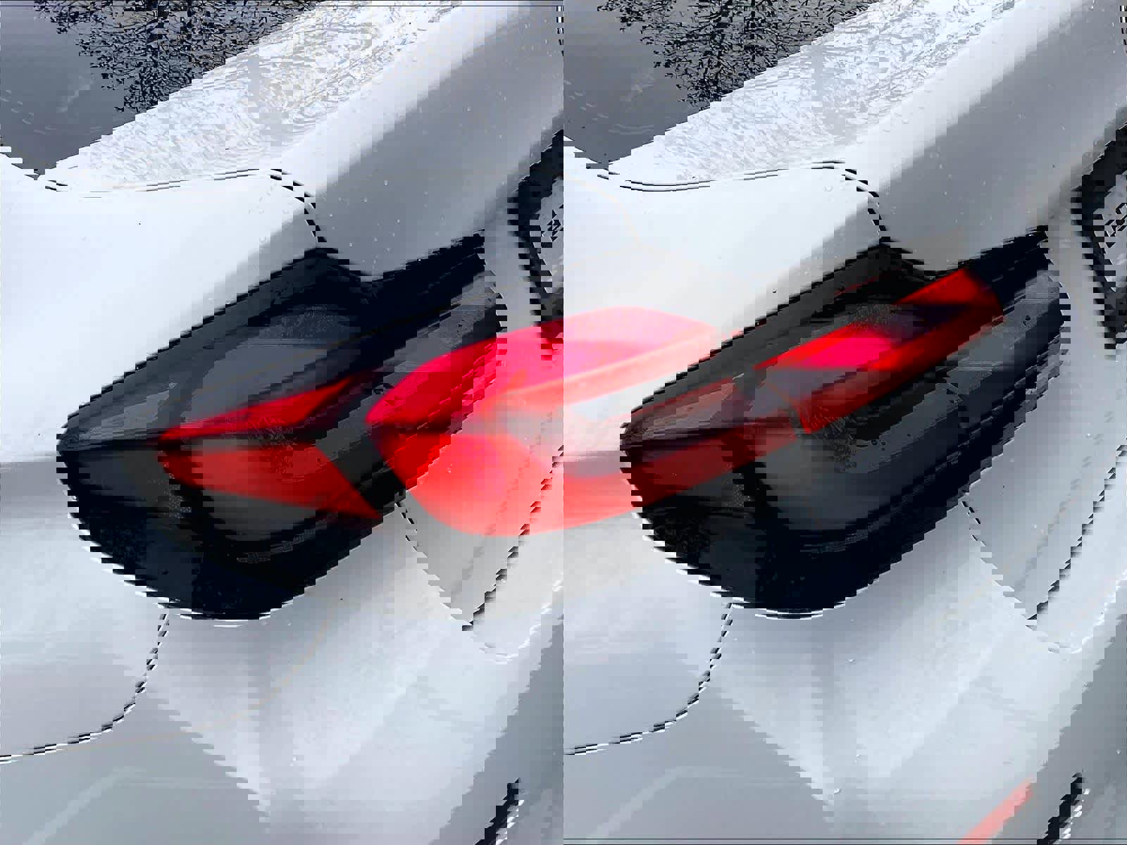 Used 2023 BMW 540i w/ Convenience Package image 31