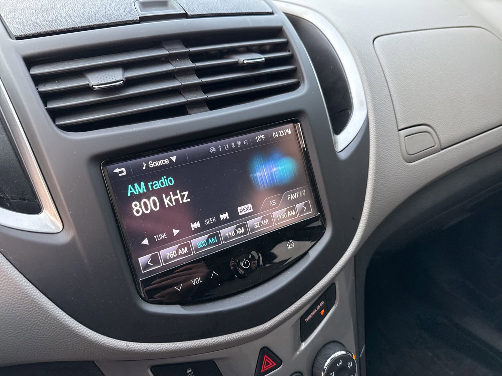 Used 2016 Chevrolet Trax LT w/ LT Sun and Sound Package image 36