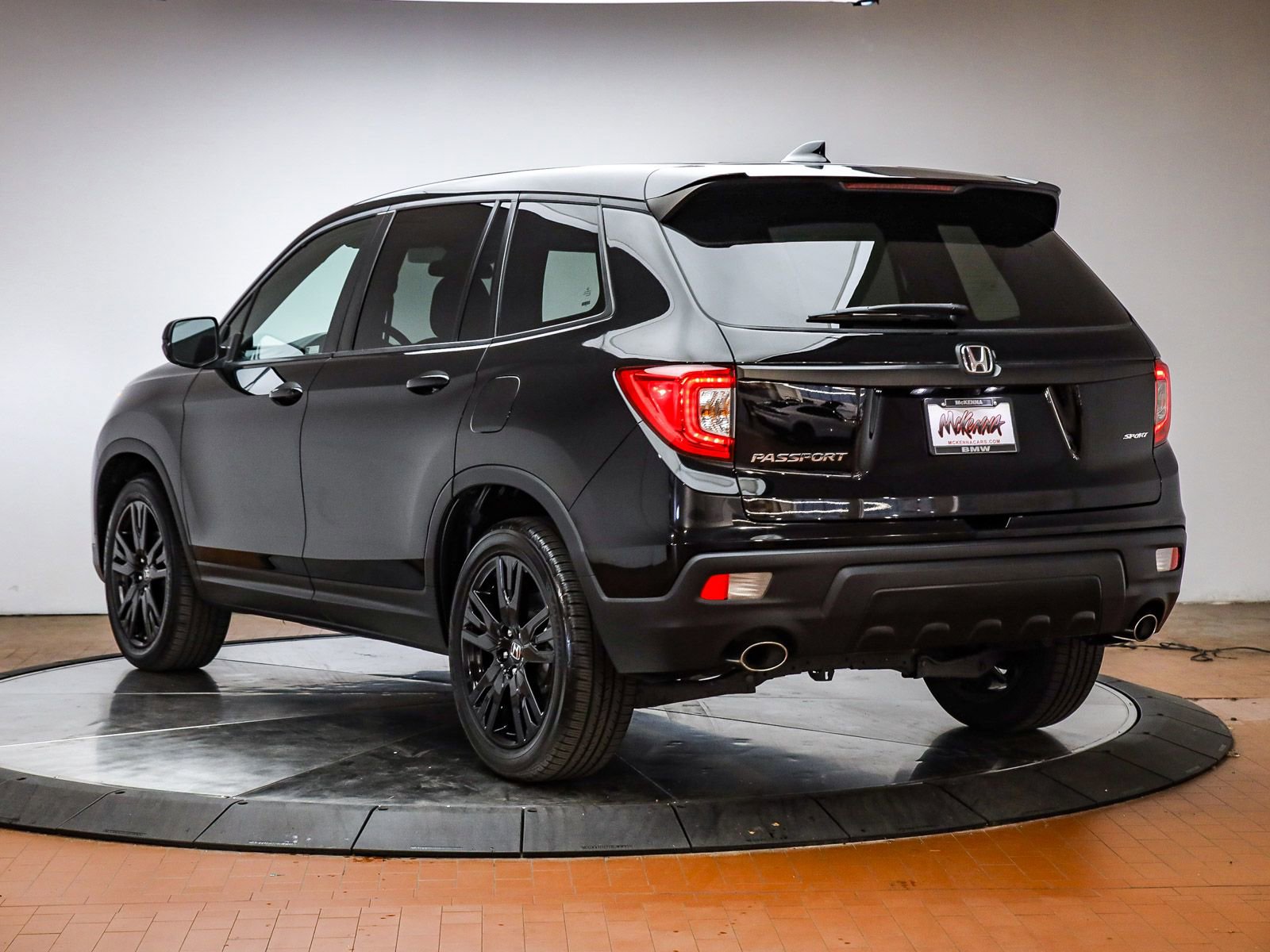 Used 2019 Honda Passport Sport image 2